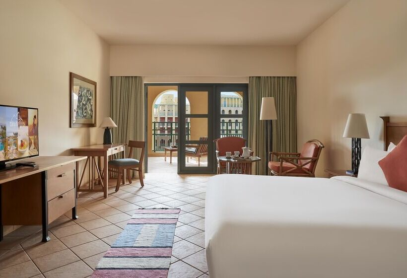 اتاق استاندارد با تخت بزرگ, Strand Beach Resort