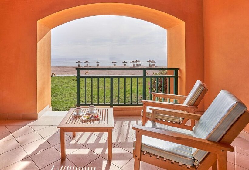 اتاق استاندارد با چشم‌انداز دریا, Strand Beach Resort