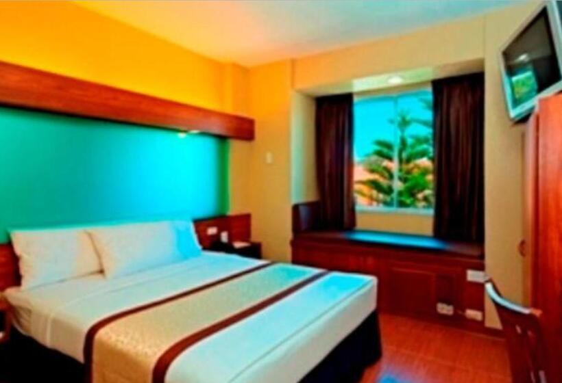 Номер Стандарт, Microtel By Wyndham Baguio