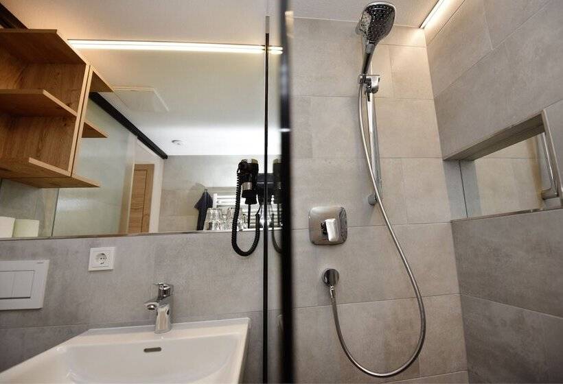 Апартаменты Comfort 2 Спальни, Chillas Appartements