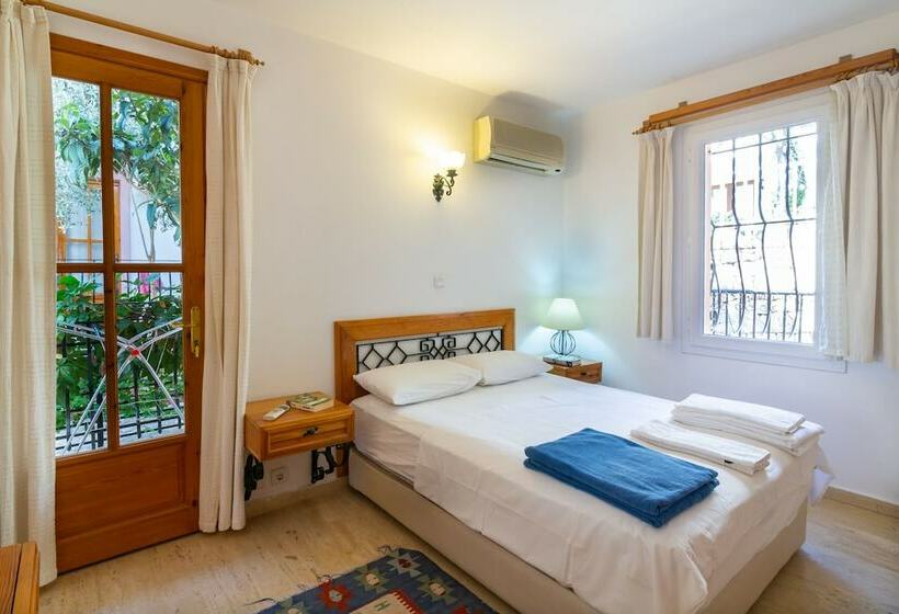 آپارتمان 1 خوابه با چشم‌انداز باغ, Korsan Apartments