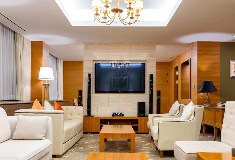 سوئیت رویال, Lotte Hotel Vladivostok