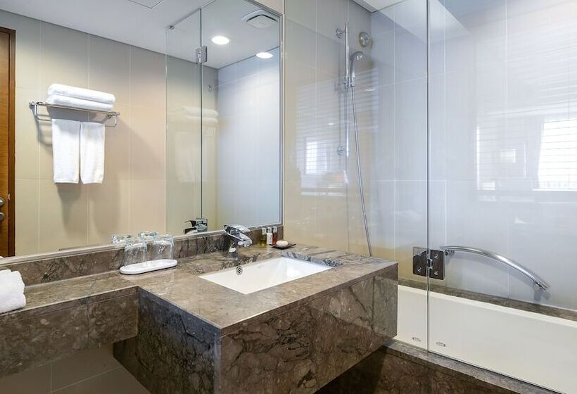 اتاق لوکس, Lotte Hotel Vladivostok