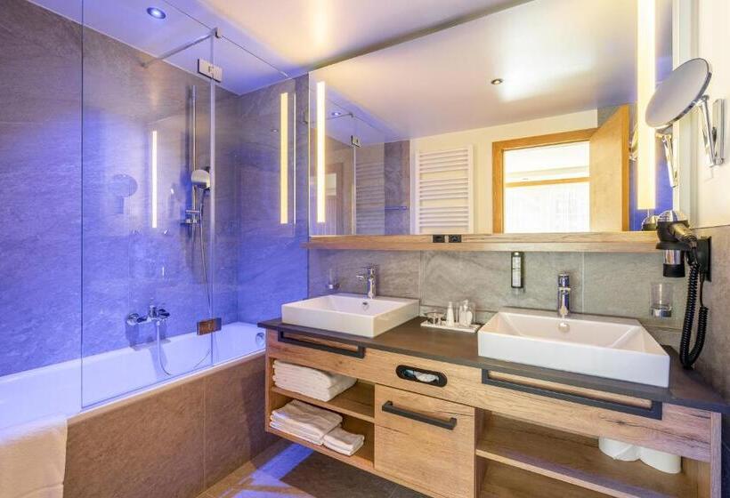 Номер Стандартный с Видом, Resort La Ginabelle