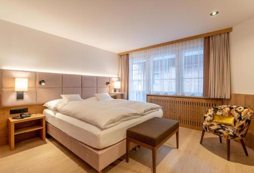غرفة قياسية ذات إطلالة, Resort La Ginabelle