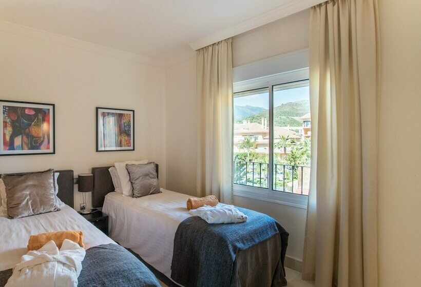 Апартаменты Superior 2 Спальни, Aloha Hill Club Golf & Spa Apartments