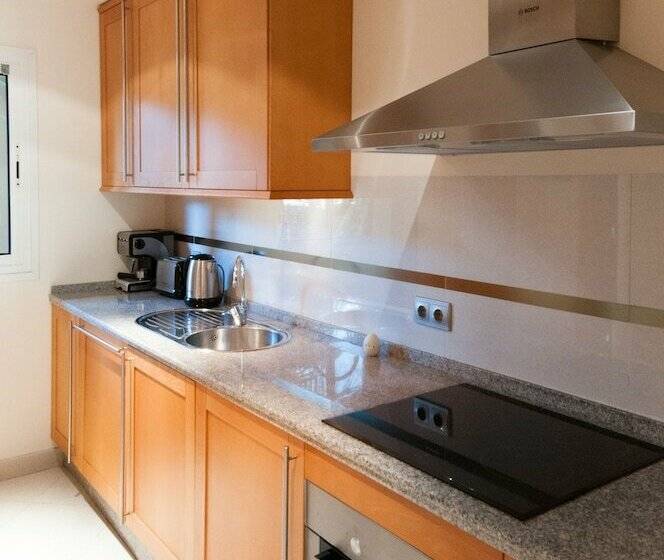 Апартаменты Superior 2 Спальни, Aloha Hill Club Golf & Spa Apartments
