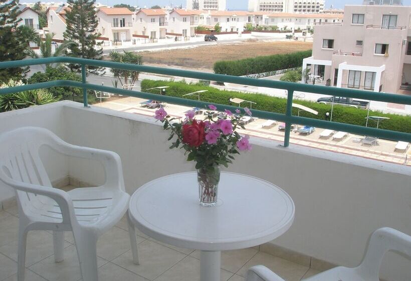 Апартаменты 1 Спальня, Debbiexenia Hotel Apartments