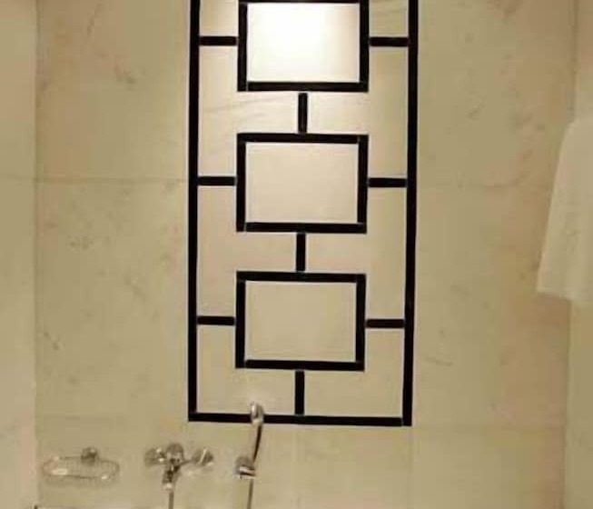 이코노미 룸, Art Hotel Athens