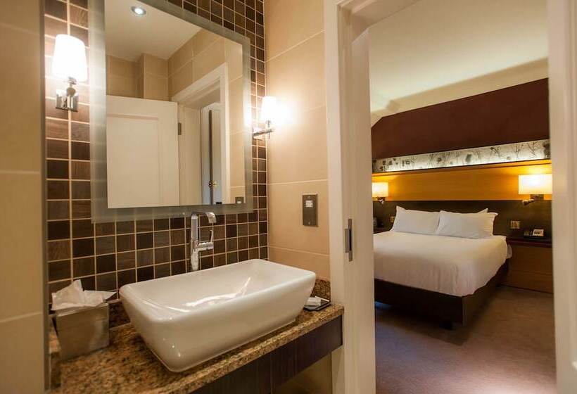 Номер Стандарт, Doubletree By Hilton Dunblane Hydro