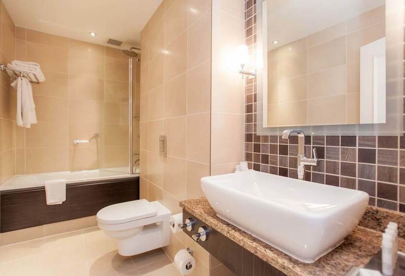 غرفة عائلية, Doubletree By Hilton Dunblane Hydro