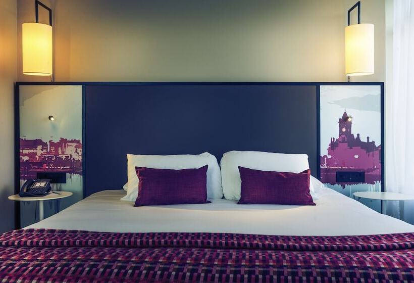 三人经典房间, Mercure Cardiff Holland House Hotel & Spa