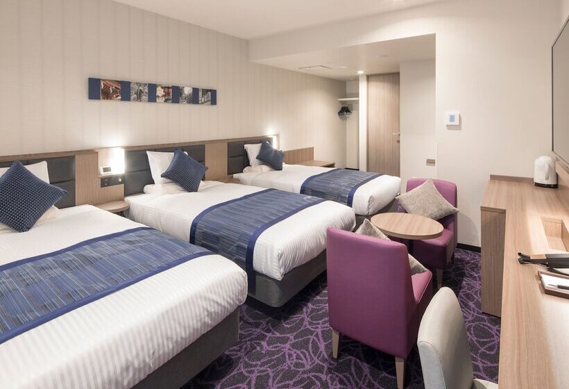 Трехместный Номер Superior, Mystays Gotanda Station