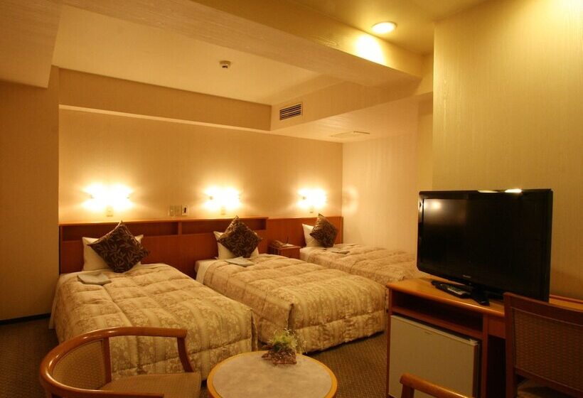 اتاق استاندارد سه نفره, Pearl City Sendai