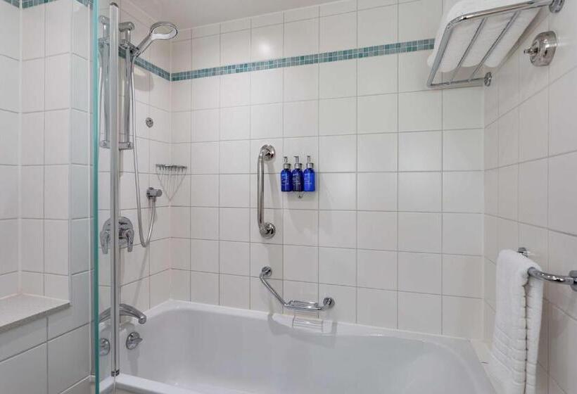 Номер Стандарт, Radisson Blu Hotel London Stansted Airport