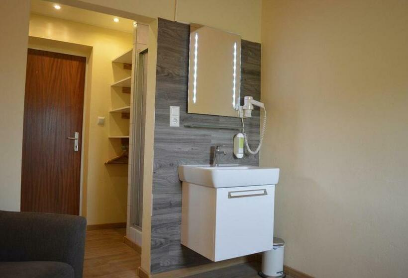 Номер Стандарт Индивидуальный, B & B Gmeineck