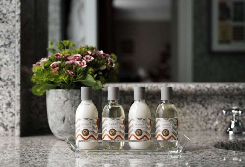 Номер Deluxe, Knightsbridge Hotel, Firmdale Hotels