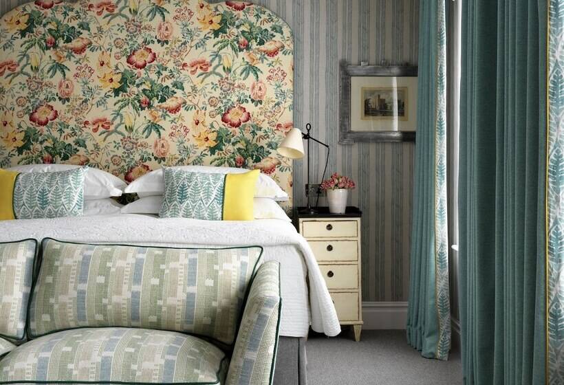 Полулюкс, Knightsbridge Hotel, Firmdale Hotels