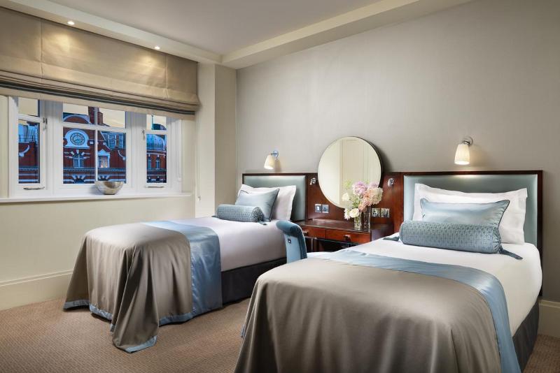 Полулюкс Повышенной Комфортности, Taj 51 Buckingham Gate Suites And Residences