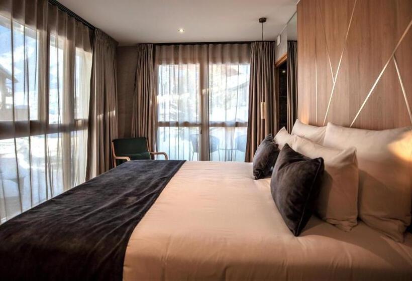 اتاق لوکس خانوادگی, Hôtel Le Diamond Rock