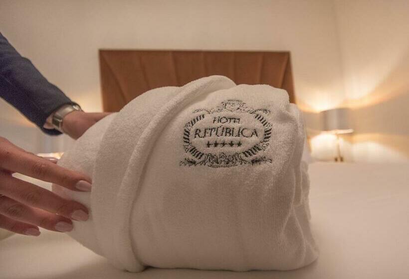 Номер Стандарт, República Boutique