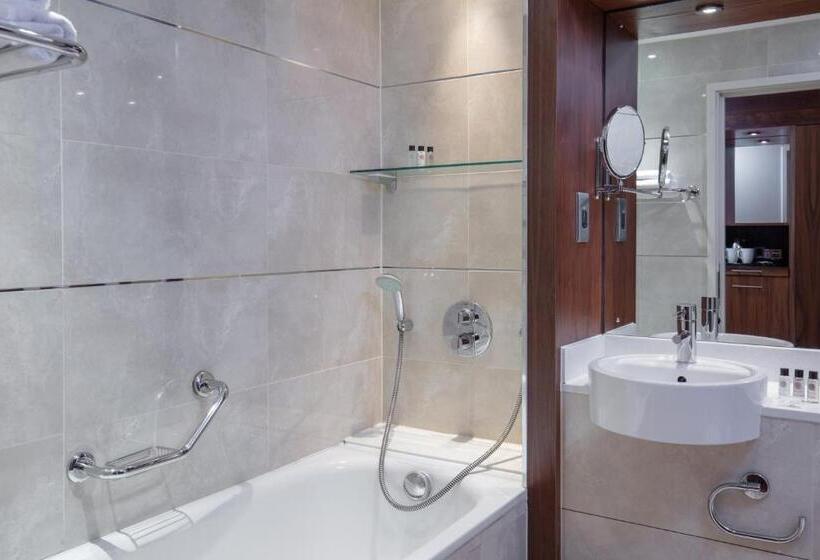 Номер Superior Кровать Кинг, Crewe Hall Hotel & Spa   Cheshire