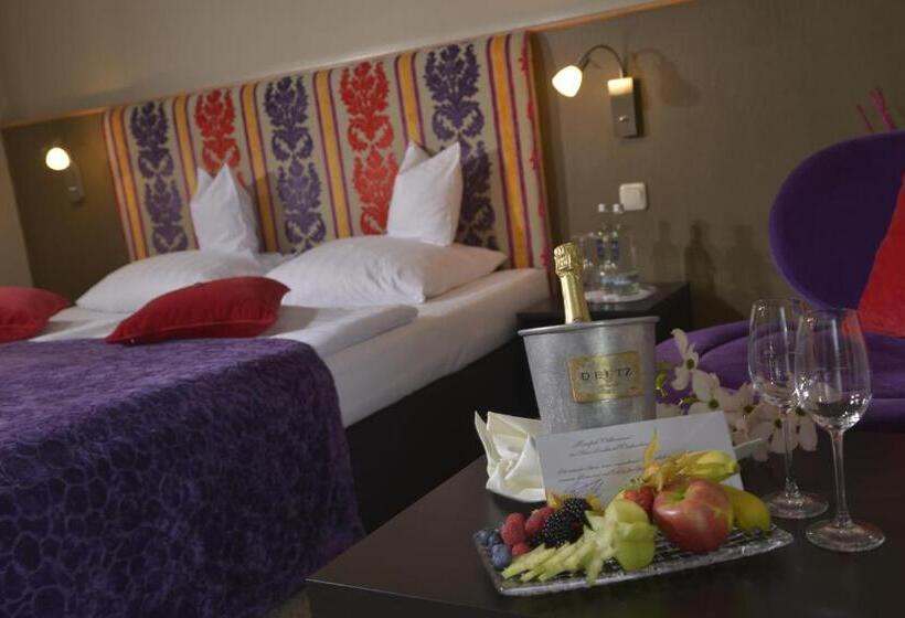 프리미엄 룸, Parkhotel Weiskirchen