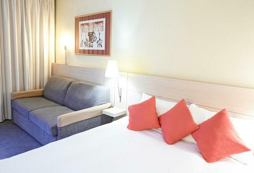 Номер Superior, Novotel London Greenwich