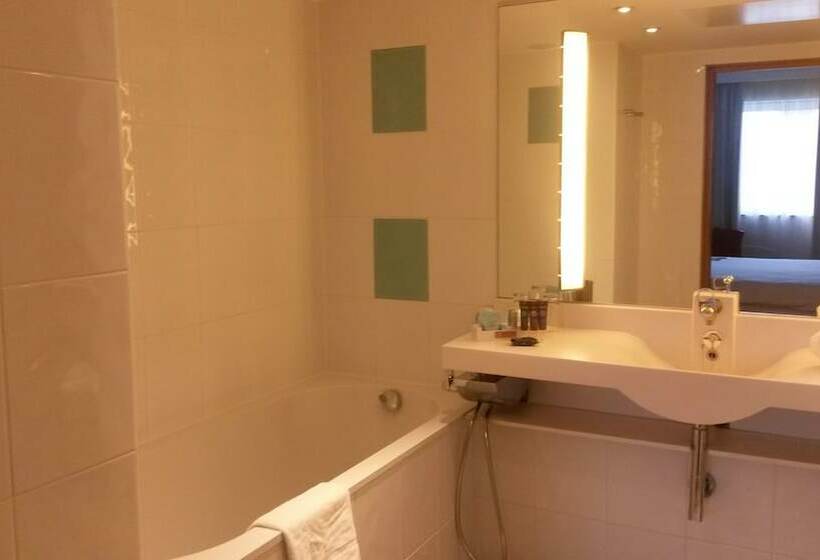 Номер Executive, Novotel London Greenwich