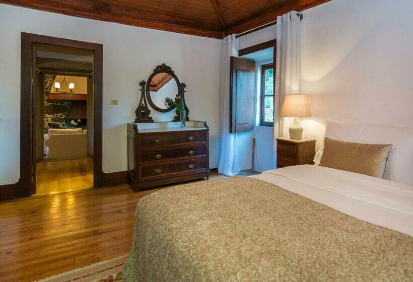 Дом 2 Спальни, Casas De Massinos