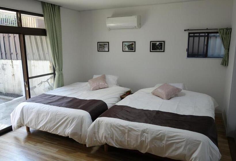 Семейный Полулюкс, Taro S House Kamakura Hase
