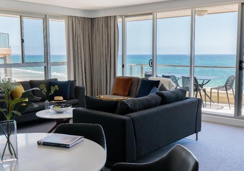 Апартаменты 3 Спальни, Oaks Glenelg Plaza Pier Suites