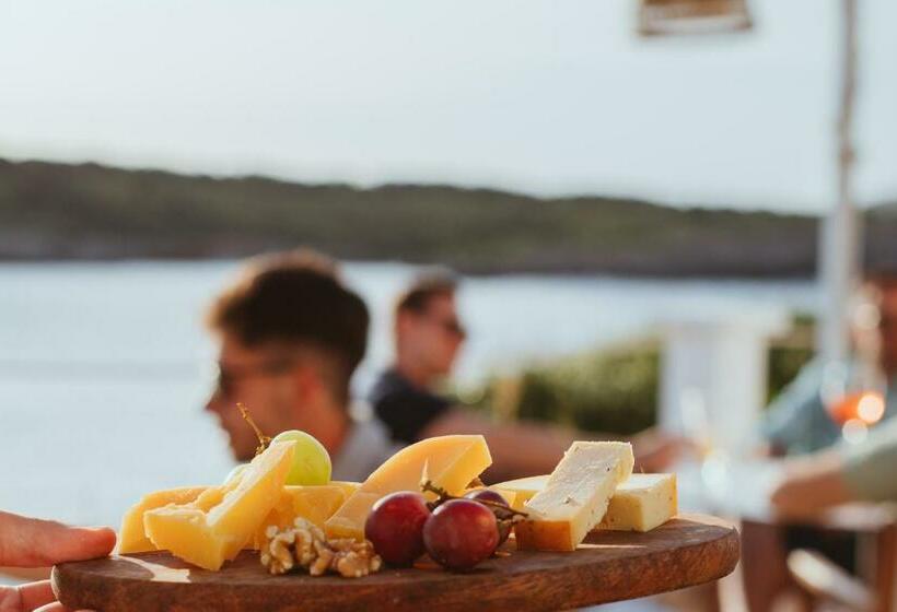 Люкс Вид на Море, Beach Club Menorca
