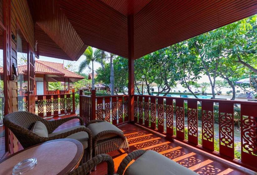 디럭스 방갈로, Pp Erawan Palms Resort  Sha Extra Plus