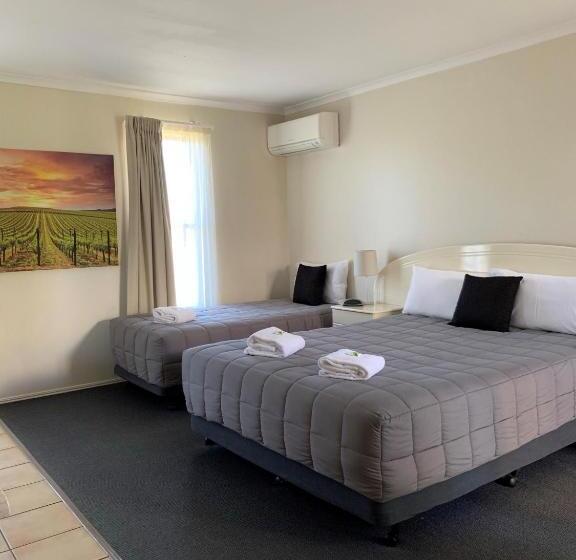 Номер Стандарт Трехместный, Biloela Palms Motor Inn