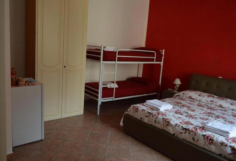 Четырехместный Номер Стандарт, B&b Don Peppe  Don Ilario