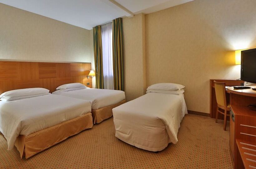 Номер Стандарт, Best Western Cavalieri Della Corona