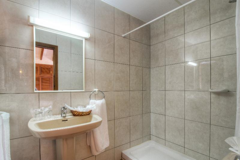 Quarto Estandar Vista Montanha, Club Sunway Punta Prima
