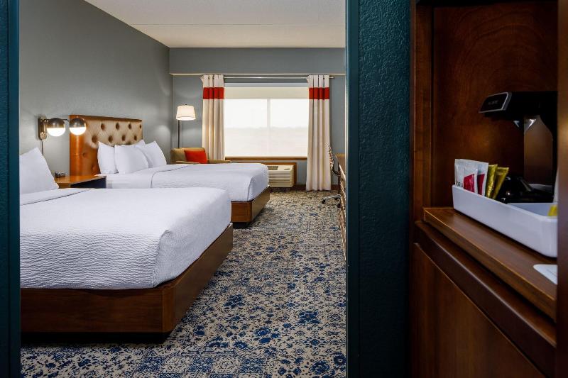 Suite Queen Bed, Four Points By Sheraton Louisville Airport