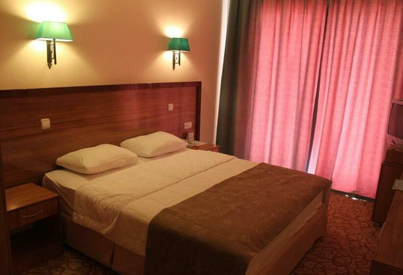 اتاق کلاب, Green Nature Resort & Spa