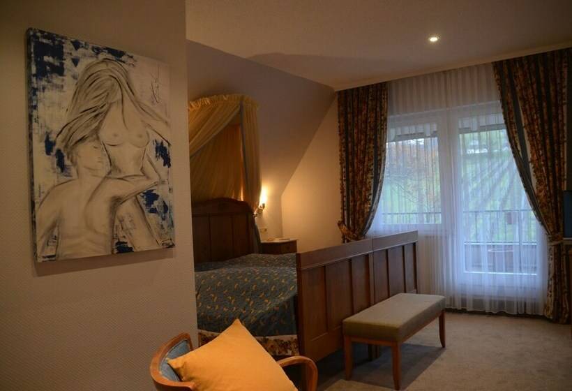 스탠다드 룸, Castell Hotel & Restaurant