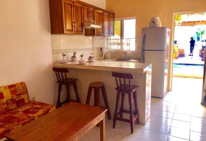 Семейное Бунгало, Bungalows Princeza Guayabitos