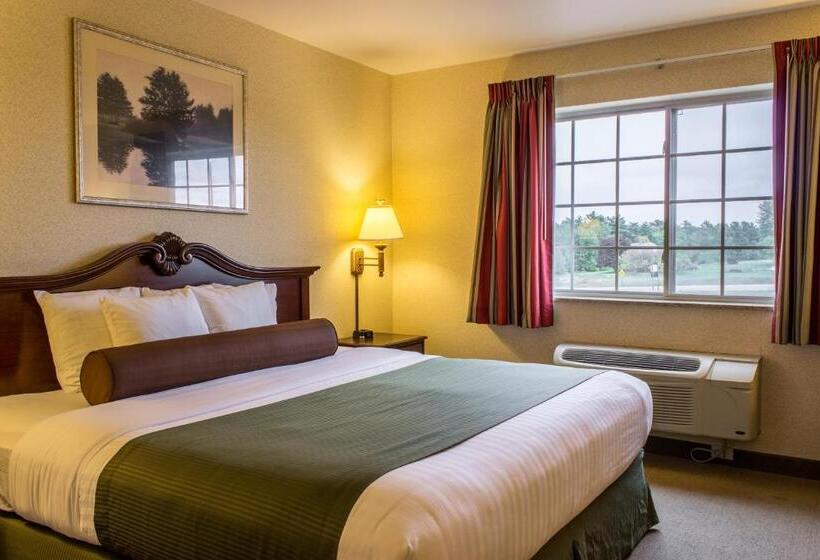 Люкс Кровать Кинг, Boarders Inn & Suites By Cobblestone Hotels   Shawano