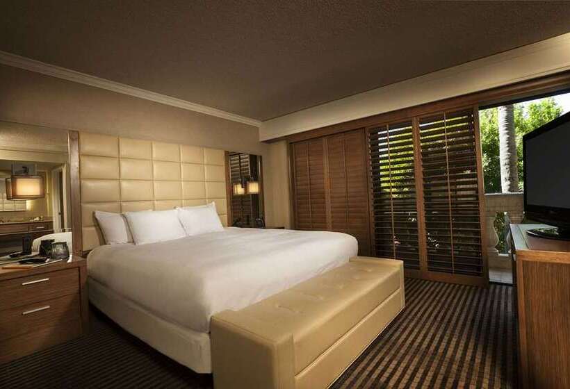 Люкс Кровать Кинг, Hilton Orange County/costa Mesa