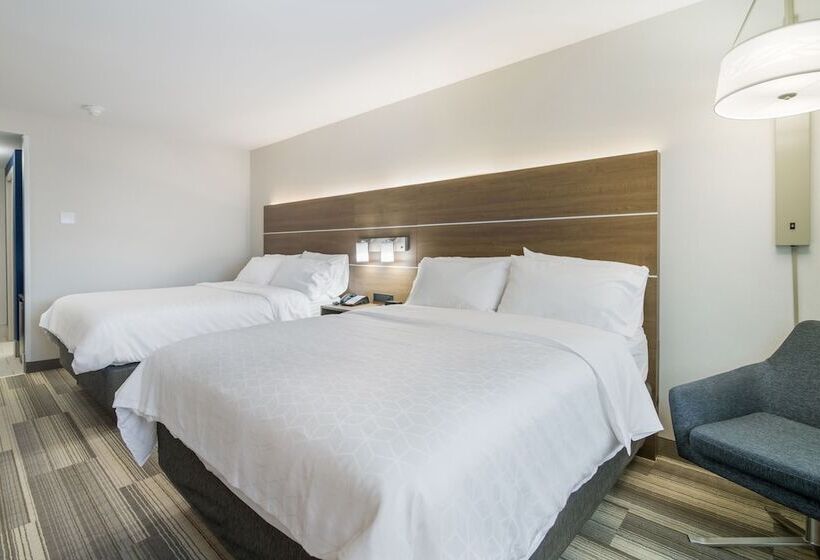 스탠다드 룸 더블 침대 2개, Holiday Inn Express   Plymouth, An Ihg
