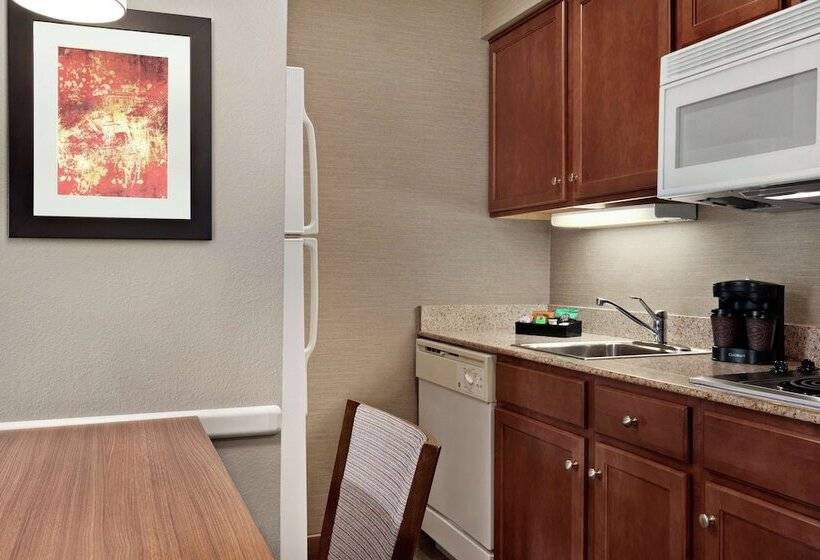 Люкс 2 Спальни, Homewood Suites By Hilton Harrisburg Easthershey Area