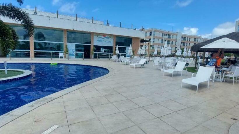 Apartamento 3 Dormitórios, Muro Alto Condomínio Clube
