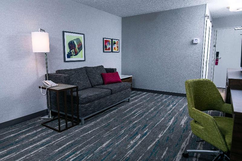 Люкс Кровать Кинг, Hampton Inn Pickwick Damat Shiloh Falls