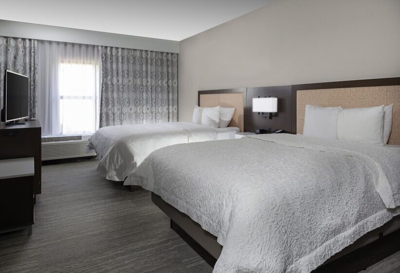 Люкс, Hampton Inn & Suites Concord/charlotte