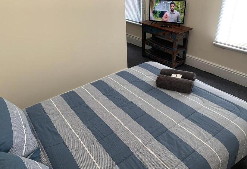 Семейный Номер Deluxe, Donnybrook Hotel Wa